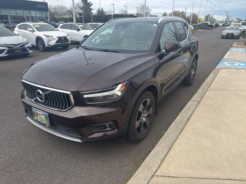 2019 Volvo XC40 T5 Inscription