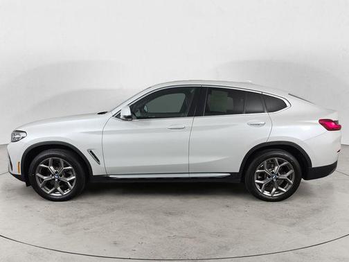 White Metallic 2022 BMW X4 xDrive30i