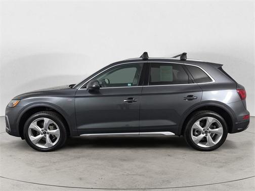 2024 Audi Q5 45 S line Premium Plus