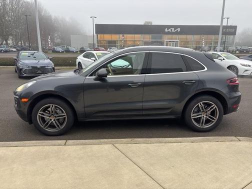 2017 Porsche Macan S
