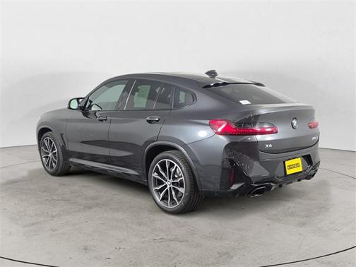 2023 BMW X4 M40i