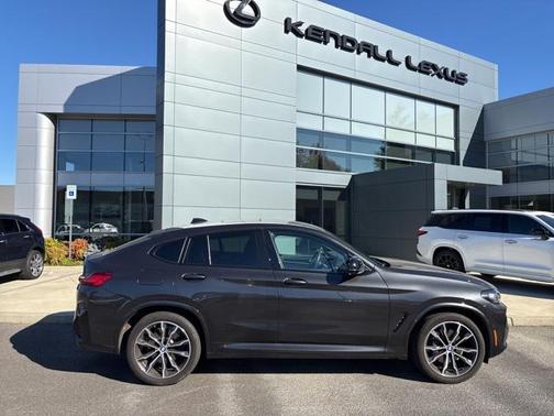 2023 BMW X4 M40i