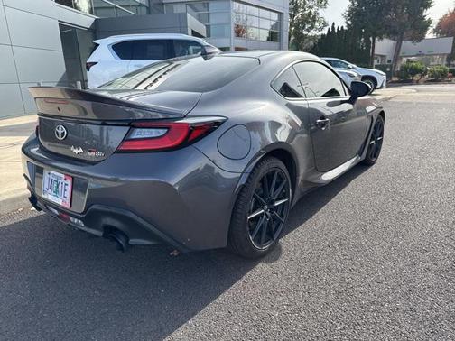 2023 Toyota GR86 Premium