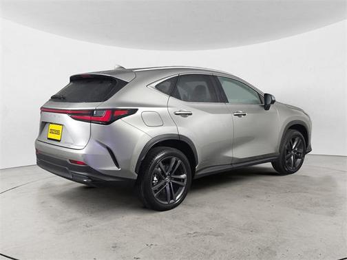 2025 Lexus NX 450h+ Luxury
