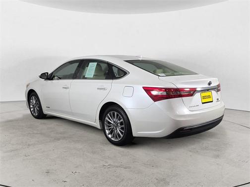 2018 Toyota Avalon Hybrid Limited