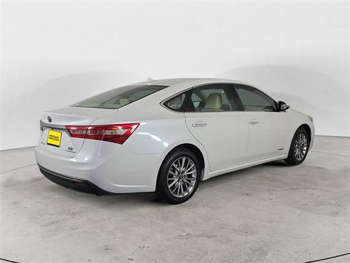 2018 Toyota Avalon Hybrid Limited