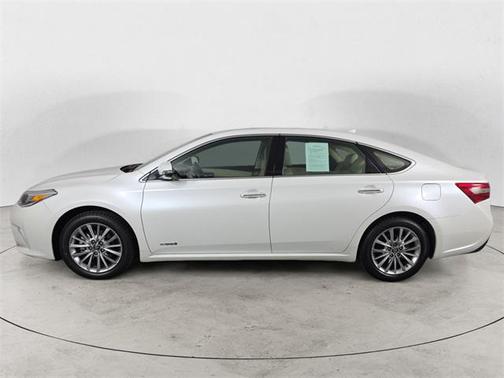 2018 Toyota Avalon Hybrid Limited