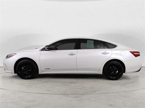 2018 Toyota Avalon Hybrid XLE Plus