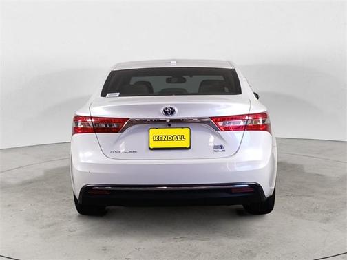 2018 Toyota Avalon Hybrid XLE Plus