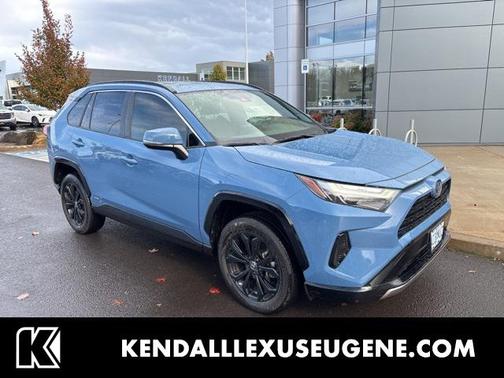2022 Toyota RAV4 Hybrid SE