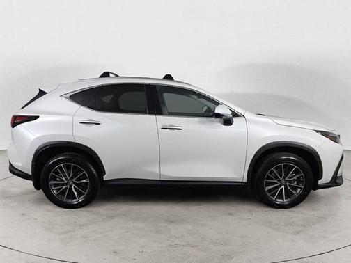 Eminent White Pearl 2025 Lexus NX 350h Premium