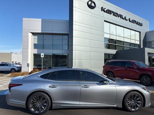 2022 Lexus LS 500 Base