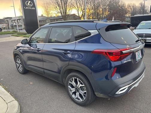 2022 Kia Seltos EX