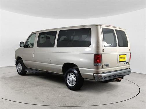 2012 Ford E350 Super Duty XLT