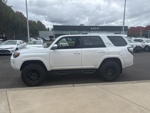 2018 Toyota 4Runner TRD Off Road Premium