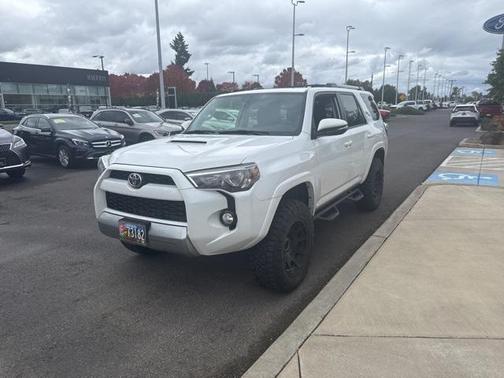 2018 Toyota 4Runner TRD Off Road Premium
