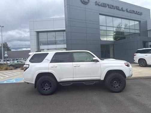 2018 Toyota 4Runner TRD Off Road Premium