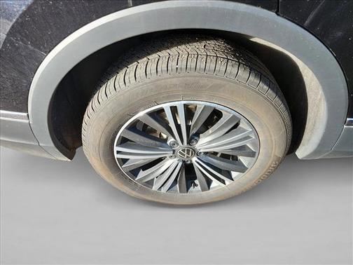 2024 Volkswagen Tiguan 2.0T Wolfsburg Edition