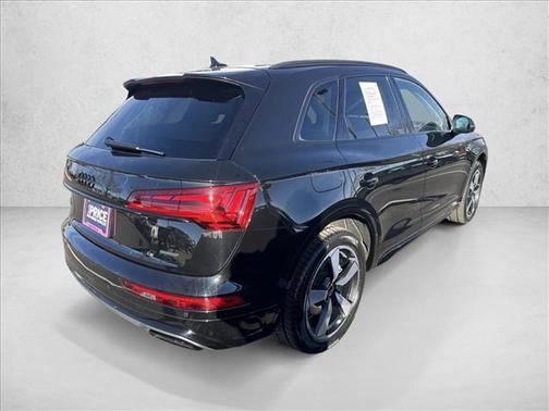 2022 Audi Q5 45 S line Premium Plus