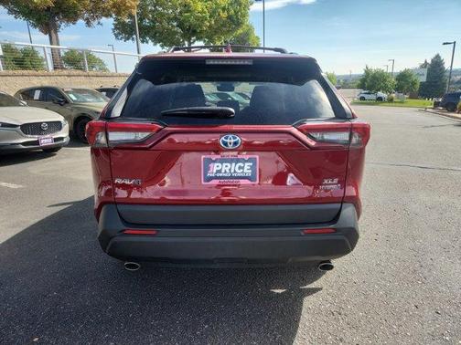 2024 Toyota RAV4 Hybrid XLE