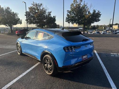2022 Ford Mustang Mach-E California Route 1
