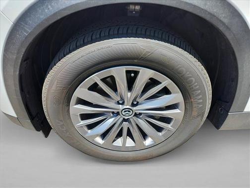 Rhodium White Metallic 2024 Mazda CX-90 PHEV Preferred
