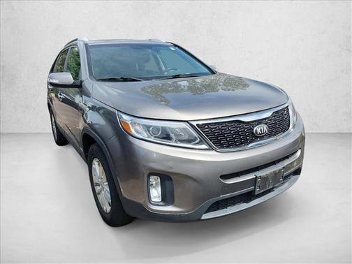 Titanium Silver 2014 Kia Sorento LX