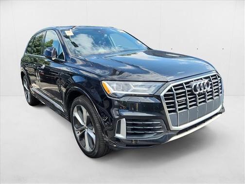 2020 Audi Q7 55 Premium Plus