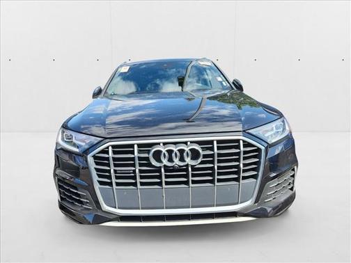 2020 Audi Q7 55 Premium Plus