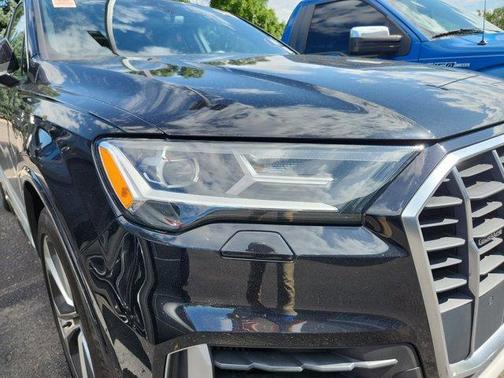 2020 Audi Q7 55 Premium Plus