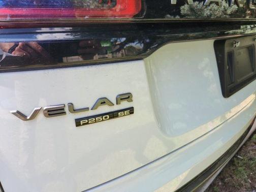 2019 Land Rover Range Rover Velar P250 SE R-Dynamic