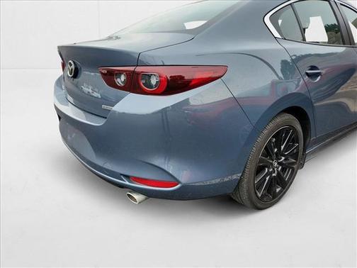2023 Mazda Mazda3 2.5 S Carbon Edition