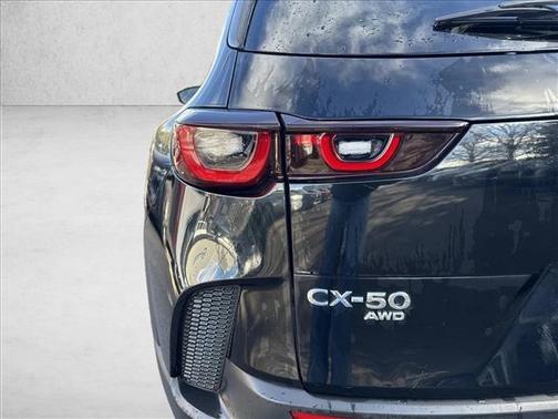 2024 Mazda CX-50 2.5 S Preferred Package
