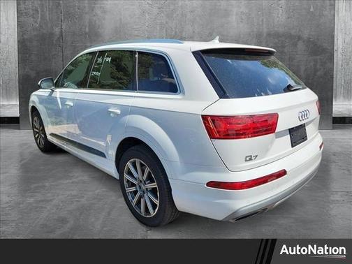2019 Audi Q7 45 Premium Plus