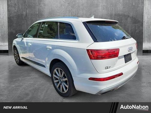 2019 Audi Q7 45 Premium Plus