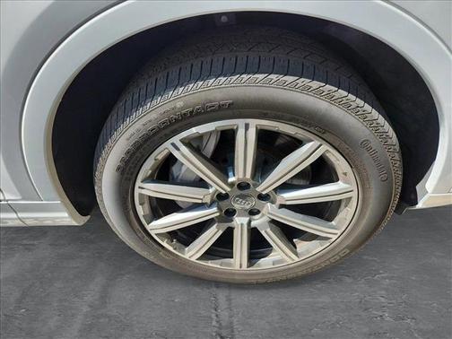 2019 Audi Q7 45 Premium Plus