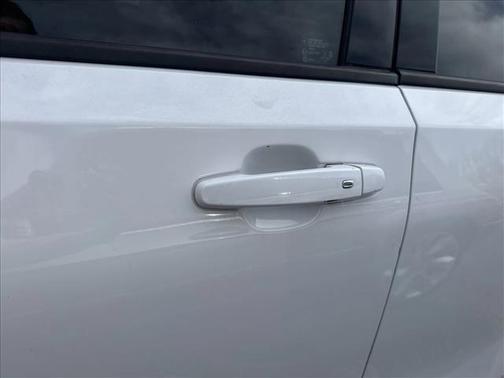 Summit White 2019 GMC Terrain SLT