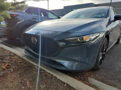 2024 Mazda Mazda3 2.5 S Carbon Edition