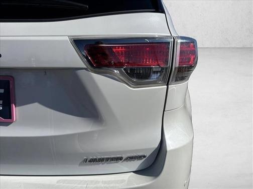 2015 Toyota Highlander Limited Platinum