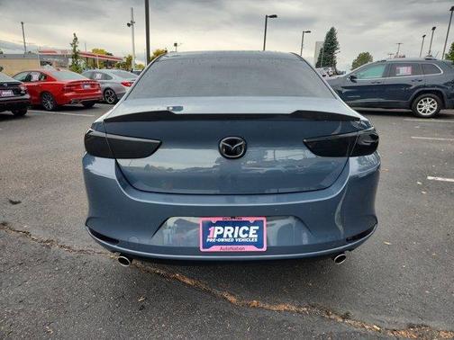 2023 Mazda Mazda3 2.5 S Carbon Edition