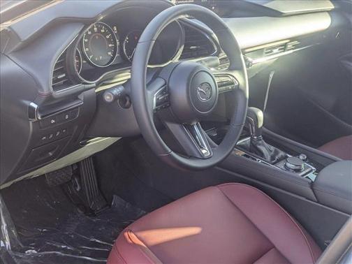 2025 Mazda Mazda3 Carbon Edition