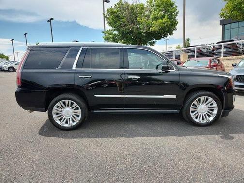 2016 Cadillac Escalade Platinum