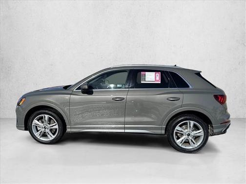 2022 Audi Q3 45 S line Premium