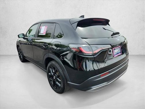 Crystal Black Pearl 2023 Honda HR-V Sport