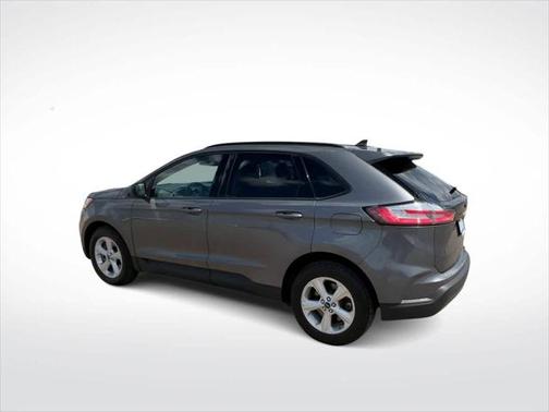 2021 Ford Edge SE