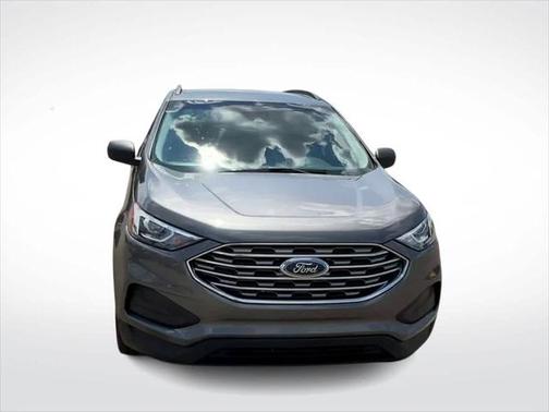 2021 Ford Edge SE
