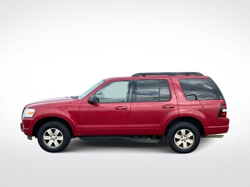 Sangria Red Metallic 2010 Ford Explorer XLT