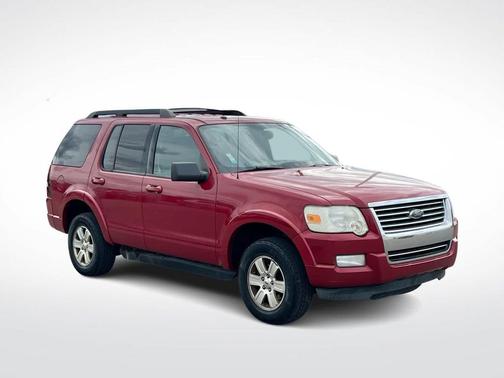 Sangria Red Metallic 2010 Ford Explorer XLT