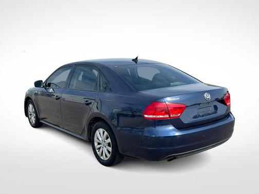 Night Blue Metallic 2015 Volkswagen Passat 1.8T S