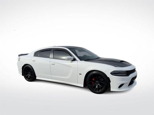 2016 Dodge Charger R/T Scat Pack